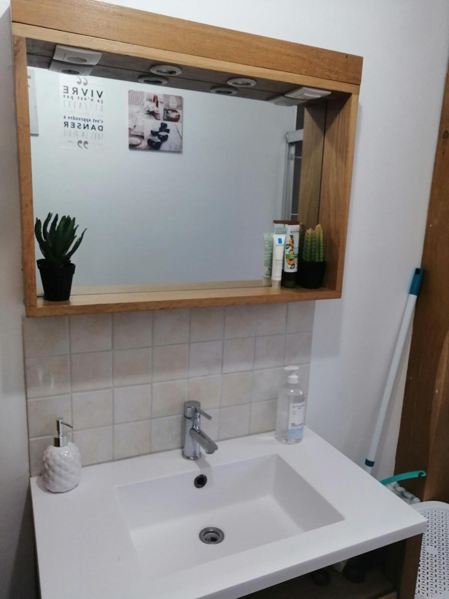 Chambre Dans Appartement A Niort Bagian luar foto
