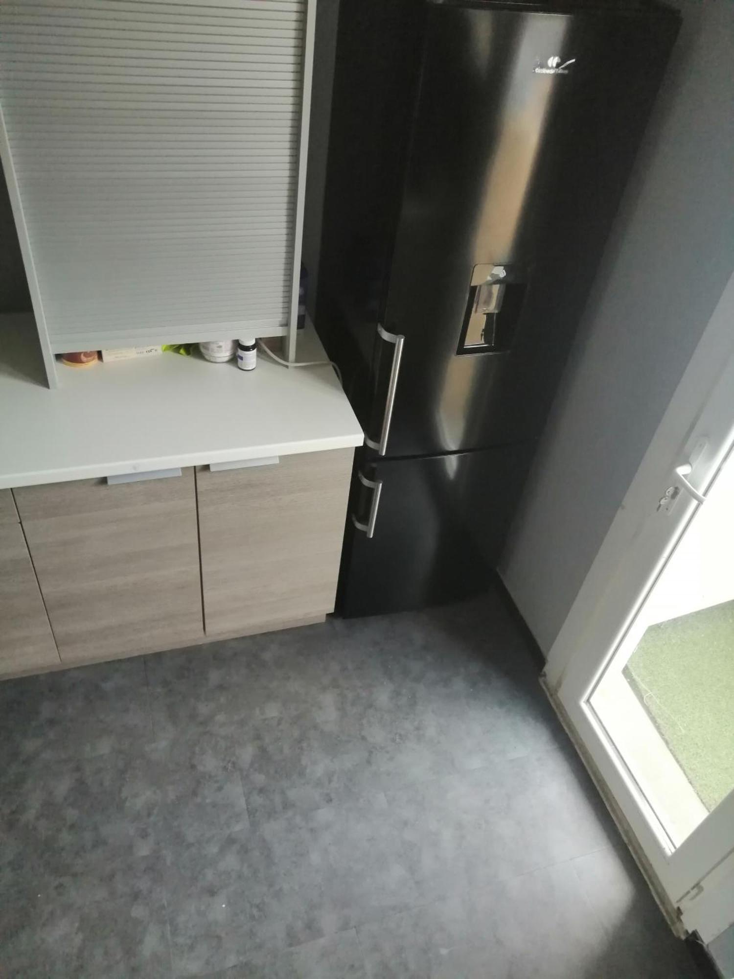 Chambre Dans Appartement A Niort Bagian luar foto